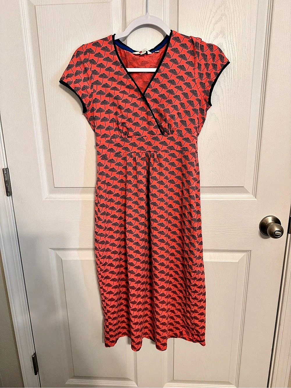Boden Geometric Midi Dress in Red & Black Size Medium